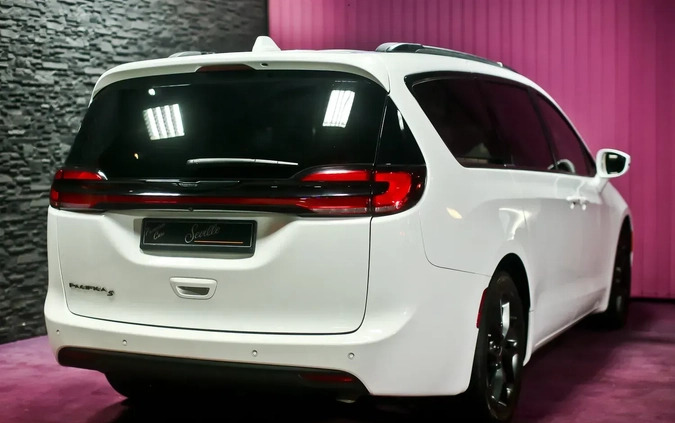 Chrysler Pacifica cena 159000 przebieg: 63000, rok produkcji 2021 z Nowa Dęba małe 466